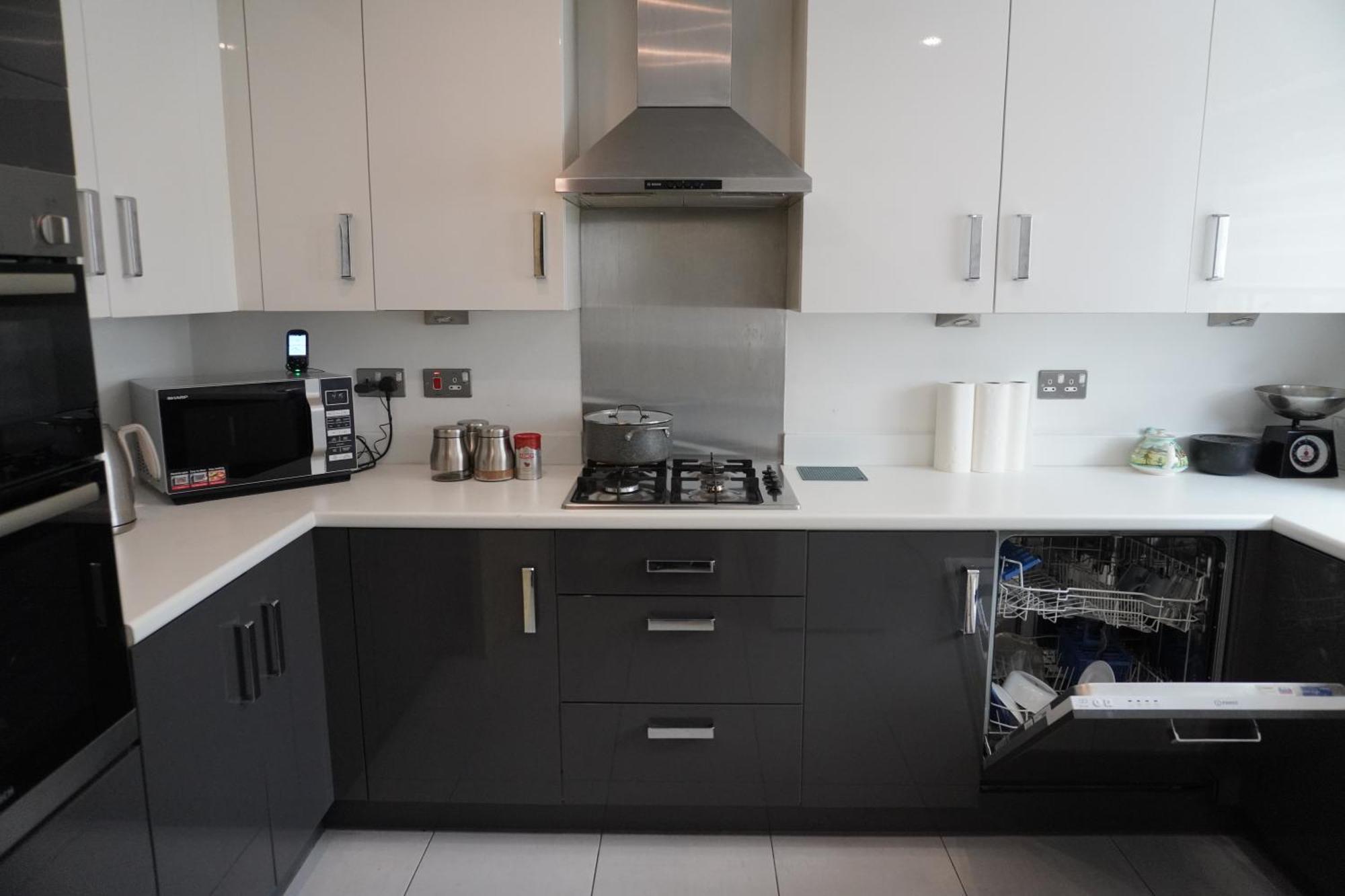 Luxury Rooms - Pick A Room - Free Parking & Kitchen Access, Near Etihad Stadium, The Coop Live & Piccadilly Station, Манчестер Экстерьер фото